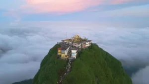 අවාරයේ සිරිපා කරුණාවට සොබාදහමෙන් බාධාවක් .