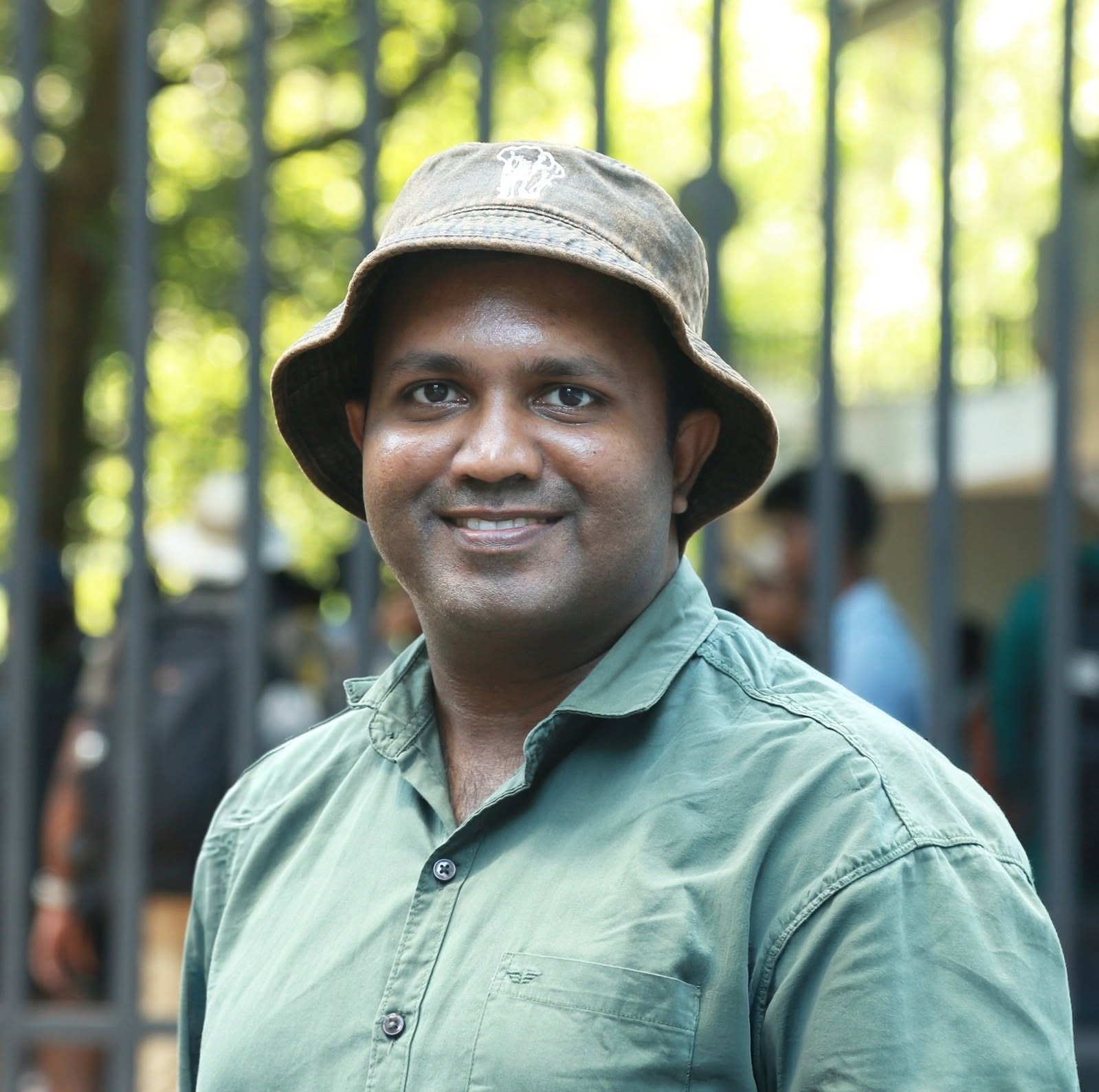 පේෂල පසන් කරුණාරත්න .